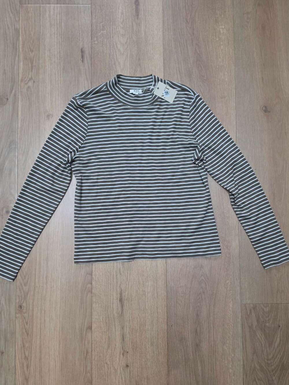 NZT Nic+Zoe Striped Mock Neck Long Sleeve Top Green Multi Large NWT